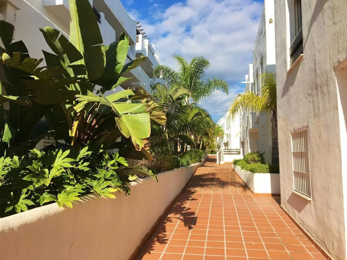 Elegant Apartment Estepona, Sea View